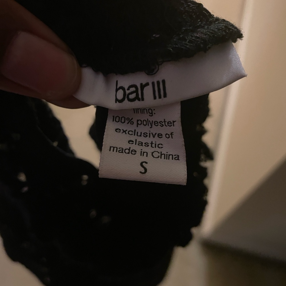 Bar III Elegant Black Lace Top - EUC - Picture 10 of 10